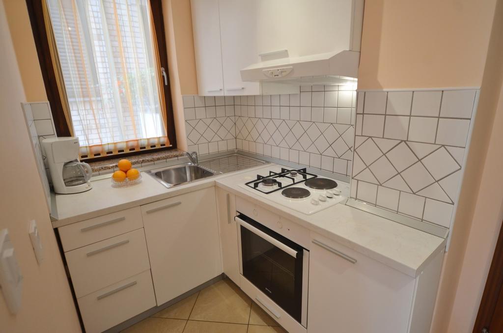Apartments Benussi 1045 โรวีน ภายนอก รูปภาพ